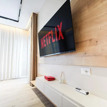 New Bazaar Lejlighed *